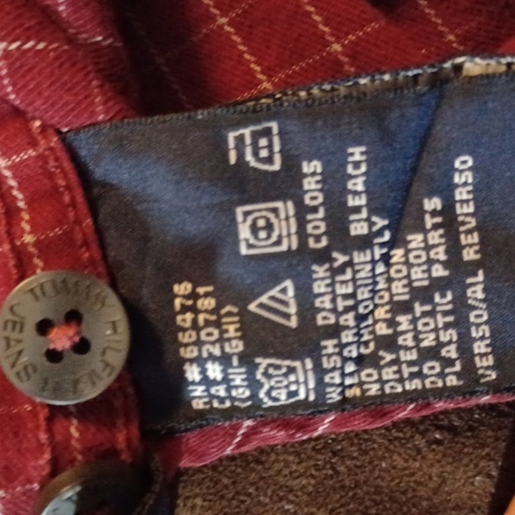 TOMMY JEANS, LONG SLEEVE, FRONT POCKET, WITH VELCRO, NICE BUTTON DOWN. 16.5 NECK - Picture 7 of 9